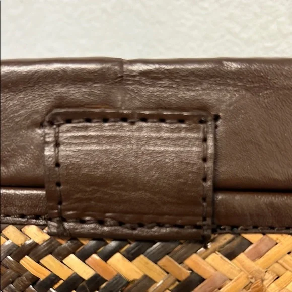 The Sak | Rattan & Leather Crossbody Bag ✨ - Picture 7 of 15